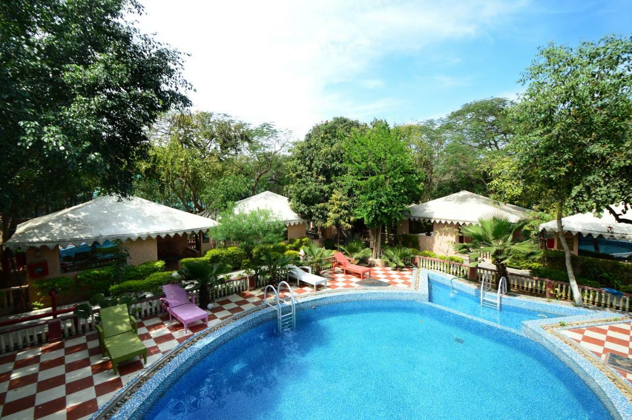 Resort Resort Heritage Village Jaipur